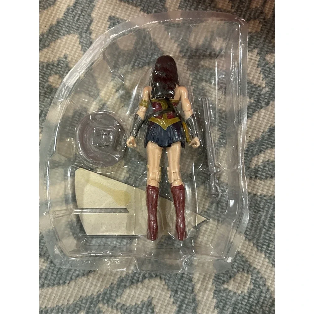 DC Batman vs Superman Dawn of Justice (2015) Mattel Wonder Woman Figure‎ NWOB